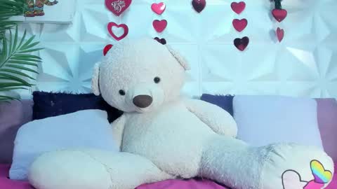 Snapshot of briyit_doll chatting on March 2026 02:38:02 AM BRIYIT online show from March 2026 02:38:02 AM