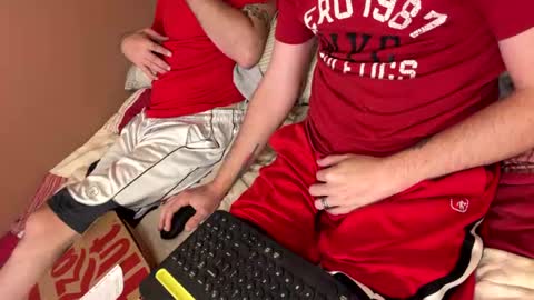 Snapshot of brndn2 chatting on August 2026 03:05:01 AM Brad online show from August 2026 03:05:01 AM
