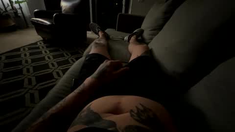 Snapshot of brngitdwn chatting on October 2025 04:31:02 AM BrngItDwn online show from October 2025 04:31:02 AM