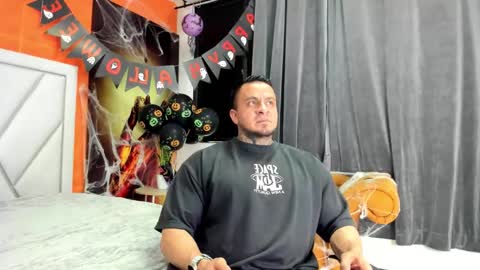 brody_hartchert online show from October 2025 07:03:01 PM