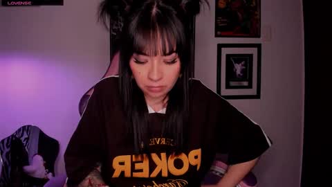 Laura online show from January 2026 11:07:01 PM