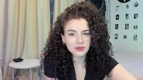 Brook  Help me collect 100 reactions  online show from November 2025 06:46:01 AM