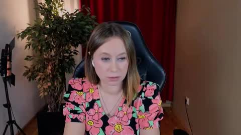 Snapshot of brooke_evans_ chatting on October 2025 12:46:02 AM Brooke online show from October 2025 12:46:02 AM