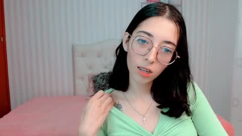 Snapshot of brooklove_doll chatting on December 2024 04:33:02 AM Brook Loves online show from December 2024 04:33:02 AM