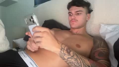 Snapshot of brooklyntay chatting on February 2026 11:01:01 PM BrooklynTay online show from February 2026 11:01:01 PM