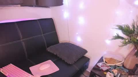 miss muller online show from January 2025 05:23:01 AM