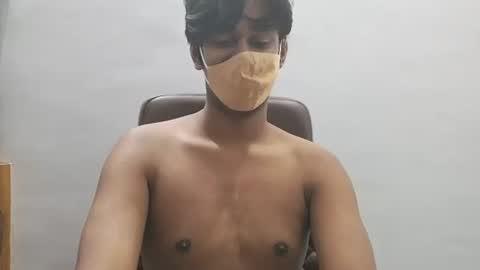 brownguy2505 online show from September 2025 06:08:01 PM