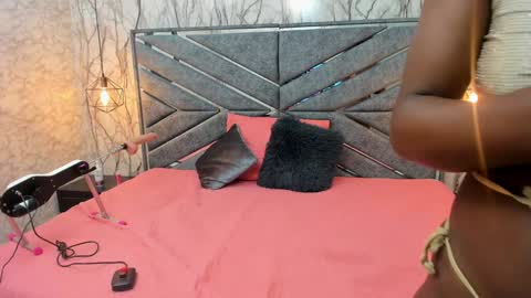 Sara  online show from December 2024 08:38:02 PM