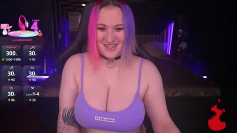 Snapshot of brownie_girl_ chatting on March 2025 01:36:02 AM brownie_girl_ online show from March 2025 01:36:02 AM