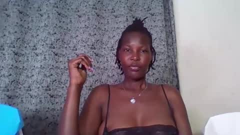 Tracy online show from October 2025 04:16:01 PM