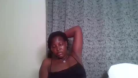 Tracy online show from October 2025 04:16:01 PM