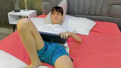 Bruce Hans online show from January 2025 02:36:01 PM