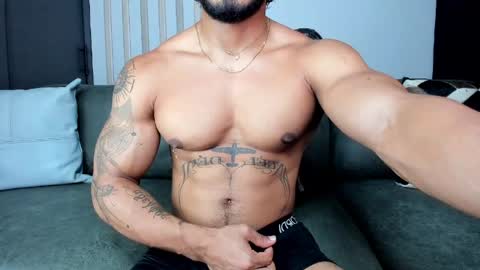 Snapshot of bruce_roldan chatting on May 2026 02:08:02 AM bruce roldan online show from May 2026 02:08:02 AM