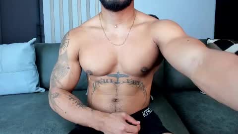 Snapshot of bruce_roldan chatting on June 2026 01:17:01 AM bruce roldan online show from June 2026 01:17:01 AM