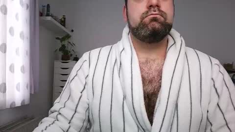 Snapshot of brucemf chatting on November 2025 08:58:01 AM Bruce online show from November 2025 08:58:01 AM