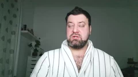 Snapshot of brucemf chatting on December 2025 05:30:01 PM Bruce online show from December 2025 05:30:01 PM