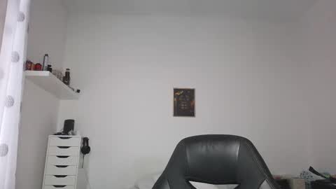 Snapshot of brucemf chatting on February 2026 07:31:02 AM Bruce online show from February 2026 07:31:02 AM