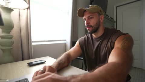 onlyfans BRUCESTRYKER online show from November 2025 02:41:01 PM