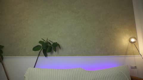 brunette_babee online show from June 2026 04:53:02 PM