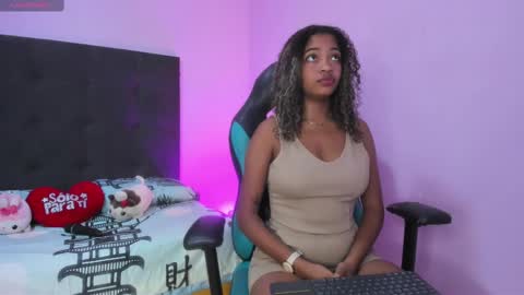 Lady  online show from January 2025 02:08:02 PM