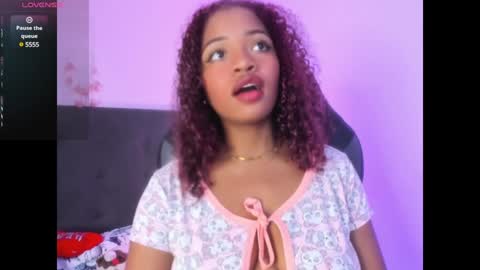 Lady  online show from January 2025 07:40:01 PM