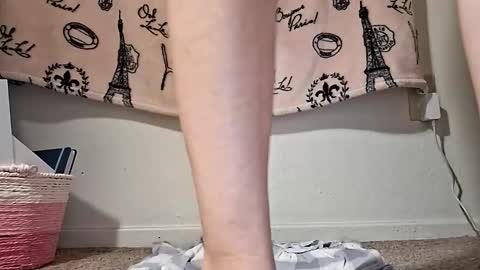 Snapshot of brunettedoll100 chatting on September 2025 06:13:02 AM brunettedoll100 online show from September 2025 06:13:02 AM