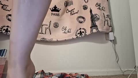 Snapshot of brunettedoll100 chatting on September 2025 01:16:02 AM brunettedoll100 online show from September 2025 01:16:02 AM