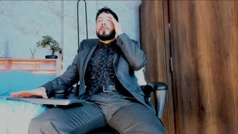 Andres Suarez online show from December 2024 01:14:01 AM