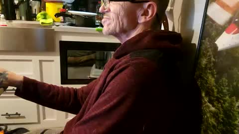 Steve... aka SkinnieDippin aka TimberTramp online show from February 2025 06:39:01 AM