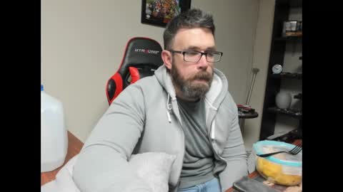 BRUTALMASTER1983 online show from February 2025 04:57:01 AM