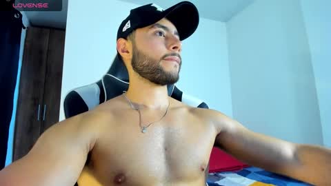 bryan_oficials online show from October 2025 04:00:02 AM