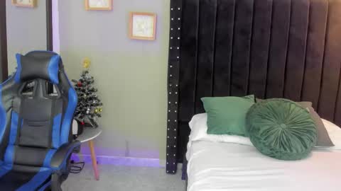 Bryan online show from December 2025 11:15:02 AM