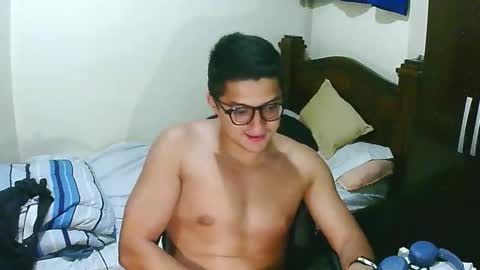 Snapshot of bryanbendy chatting on November 2025 05:07:02 AM bryanbendy online show from November 2025 05:07:02 AM