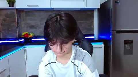 Snapshot of bryce_evans chatting on November 2025 03:34:01 PM B R Y C E online show from November 2025 03:34:01 PM