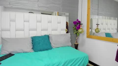 bryna_ online show from January 2025 03:26:01 AM