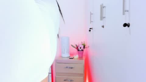 Snapshot of bryonny_ chatting on December 2024 12:27:02 PM Carly online show from December 2024 12:27:02 PM