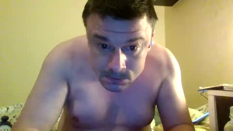 Snapshot of bttm33 chatting on October 2025 11:14:02 PM bttm33 online show from October 2025 11:14:02 PM