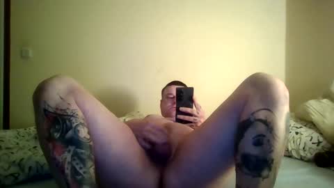 Snapshot of bttm33 chatting on March 2026 03:01:02 AM bttm33 online show from March 2026 03:01:02 AM