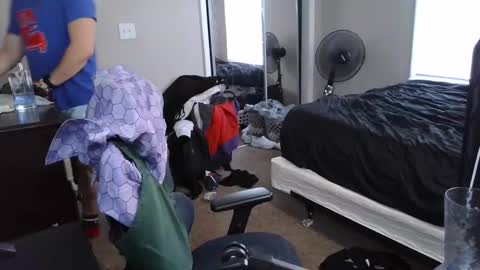 BubblebuttBdn online show from September 2025 06:35:02 PM