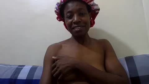 Snapshot of bubbly_jocyce chatting on June 2026 08:53:01 PM talisha online show from June 2026 08:53:01 PM
