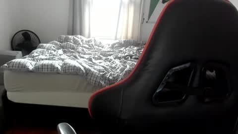 buffsexyman24 online show from March 2025 03:27:01 PM