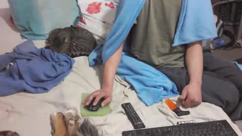 Snapshot of bufu21 chatting on February 2025 04:59:02 AM bufu21 online show from February 2025 04:59:02 AM