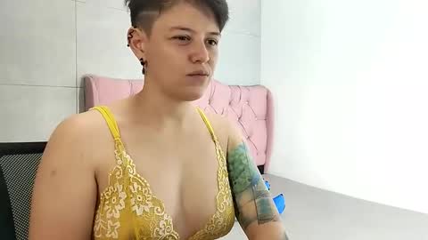 Snapshot of bug2025 chatting on September 2025 04:14:02 AM bug2025 online show from September 2025 04:14:02 AM