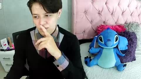 Snapshot of bug2025 chatting on December 2025 01:28:02 PM bug2025 online show from December 2025 01:28:02 PM