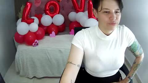 Snapshot of bug2025 chatting on February 2026 06:04:02 PM bug2025 online show from February 2026 06:04:02 PM