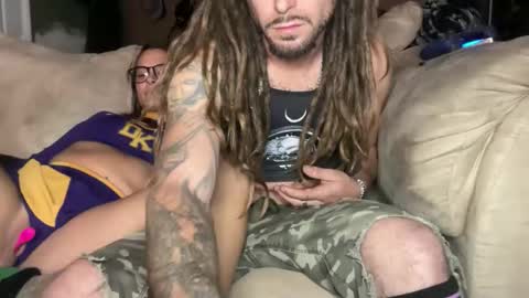 Yourtrippyhippy online show from November 2025 04:12:02 AM