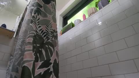 Snapshot of bukkakebae chatting on December 2024 03:20:01 AM bukkakebae online show from December 2024 03:20:01 AM