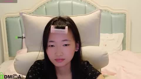 Sandy----xx online show from March 2026 12:12:01 PM