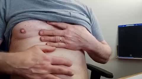 Snapshot of bulkyboners chatting on January 2026 07:46:02 AM ejaculation for 250 online show from January 2026 07:46:02 AM