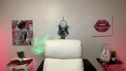 BUNNIE and THE DUDE TheLebowskis online show from April 2026 09:35:01 AM